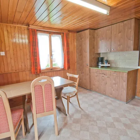 Heideroesli, Platthorn Apartman
